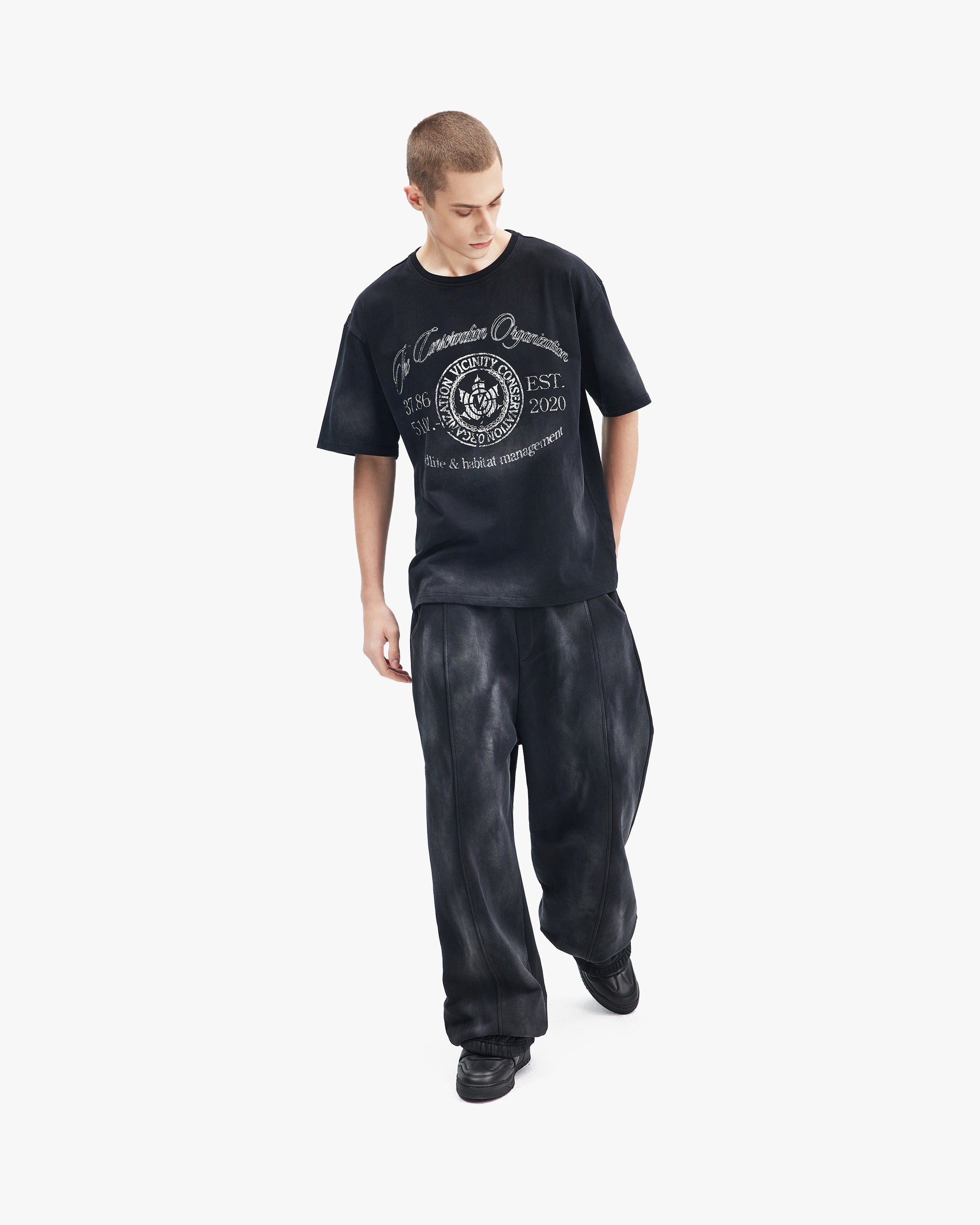 EXPLORER TEE BLACK