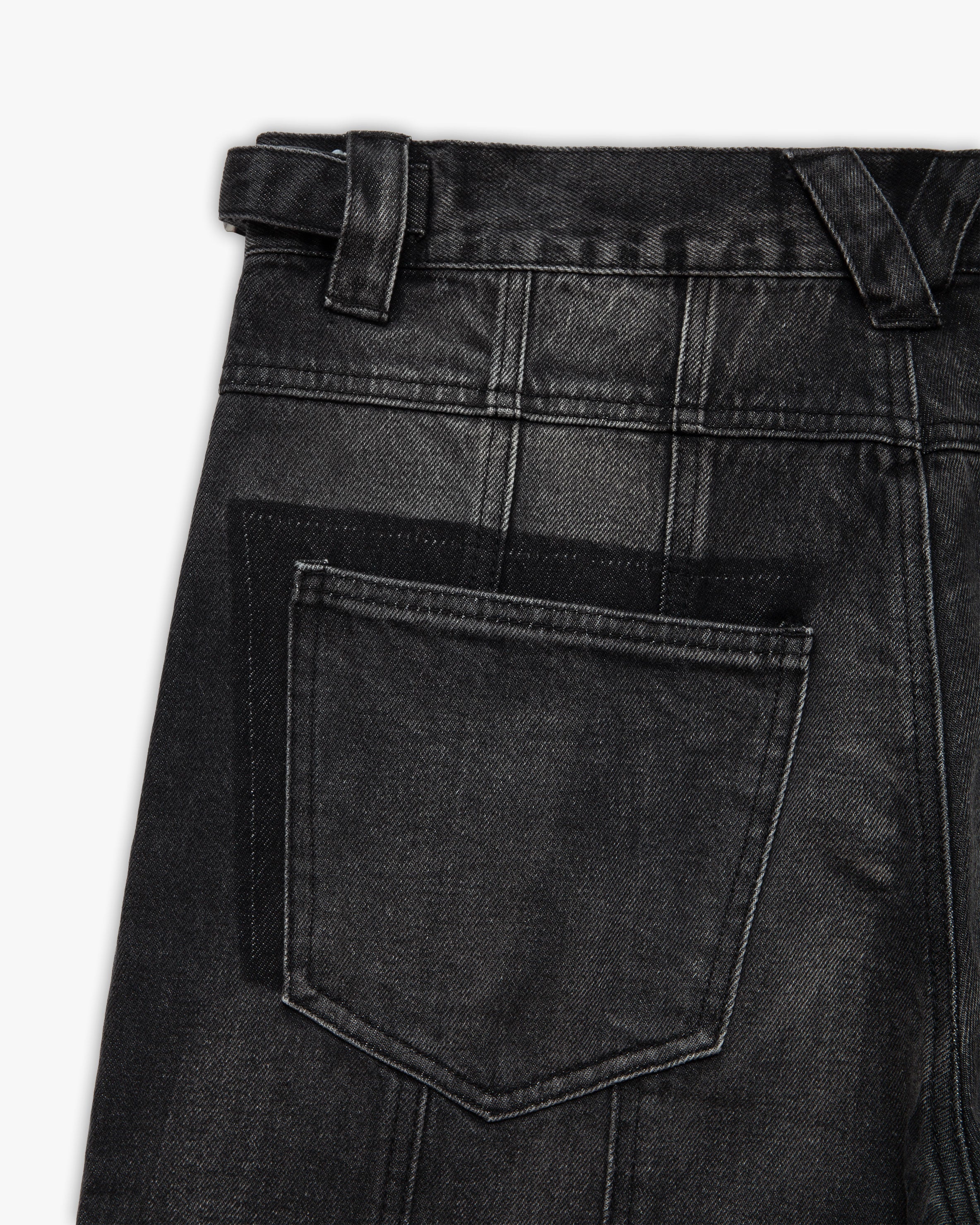 MAXIMUM DENIM CONCRETE