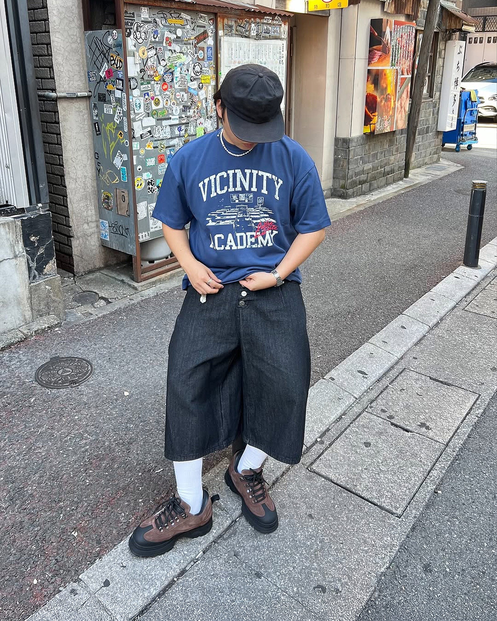 CLASSROOM TEE BLUE