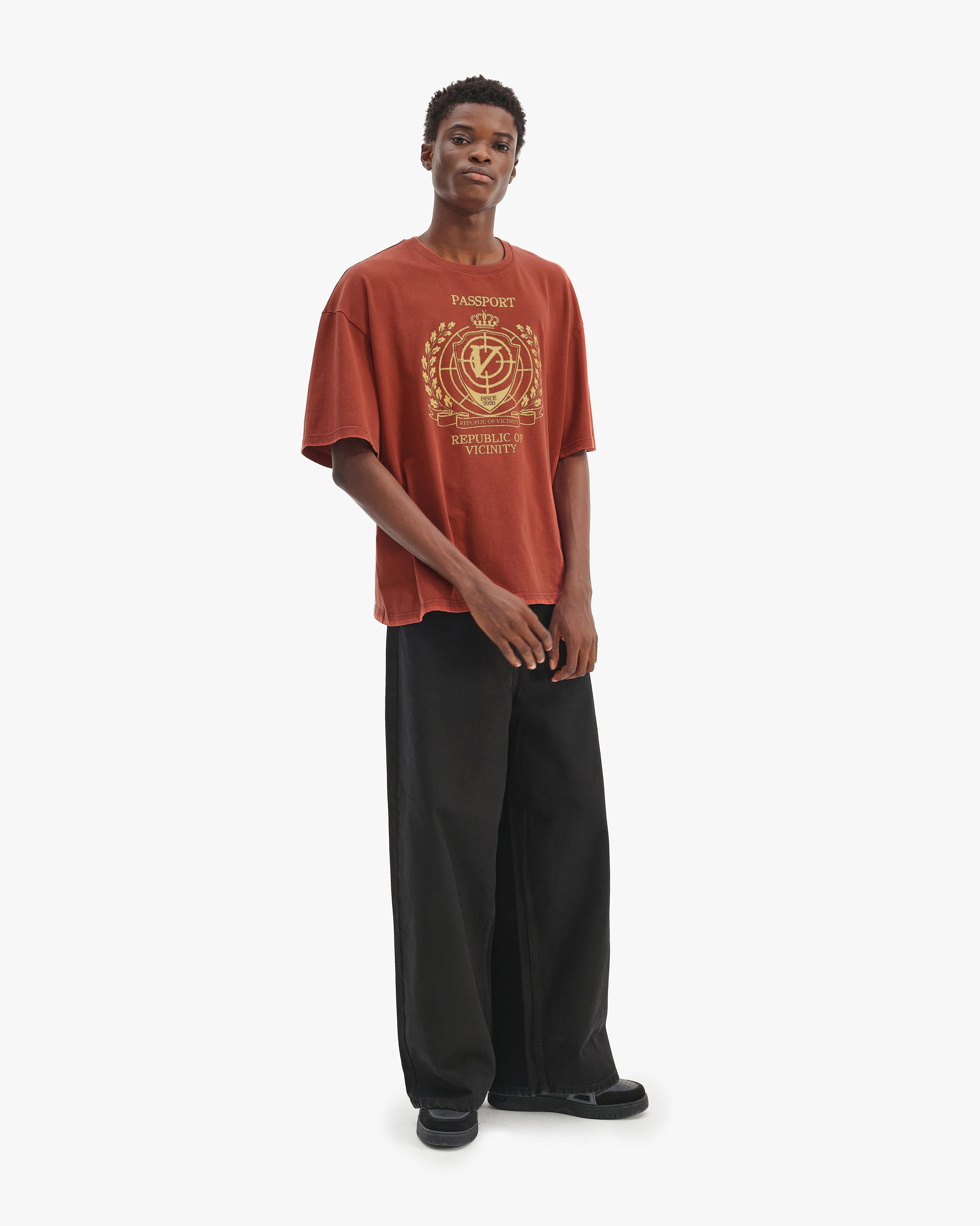 PASSPORT TEE WASHED RED