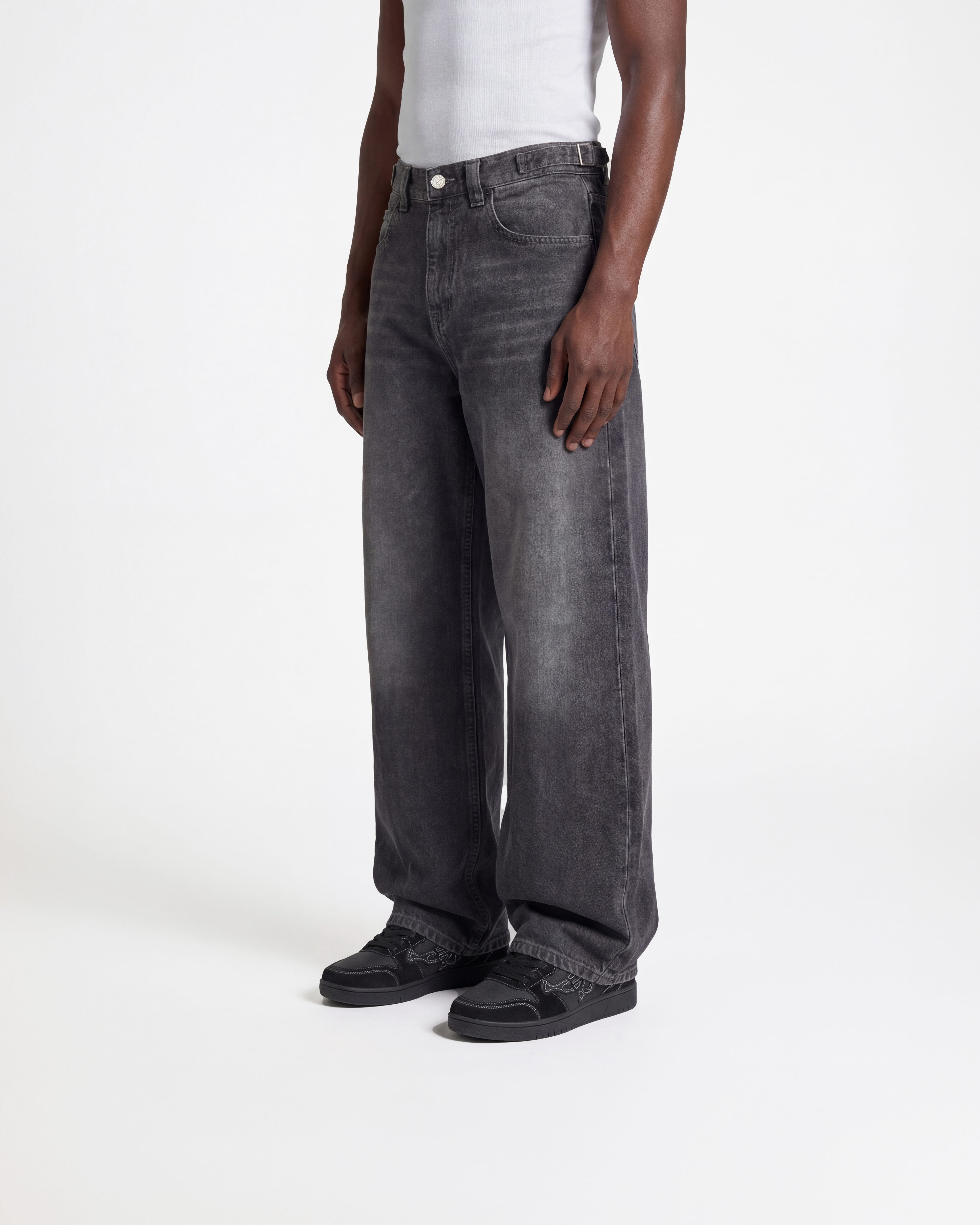 STONE WASHED DENIM