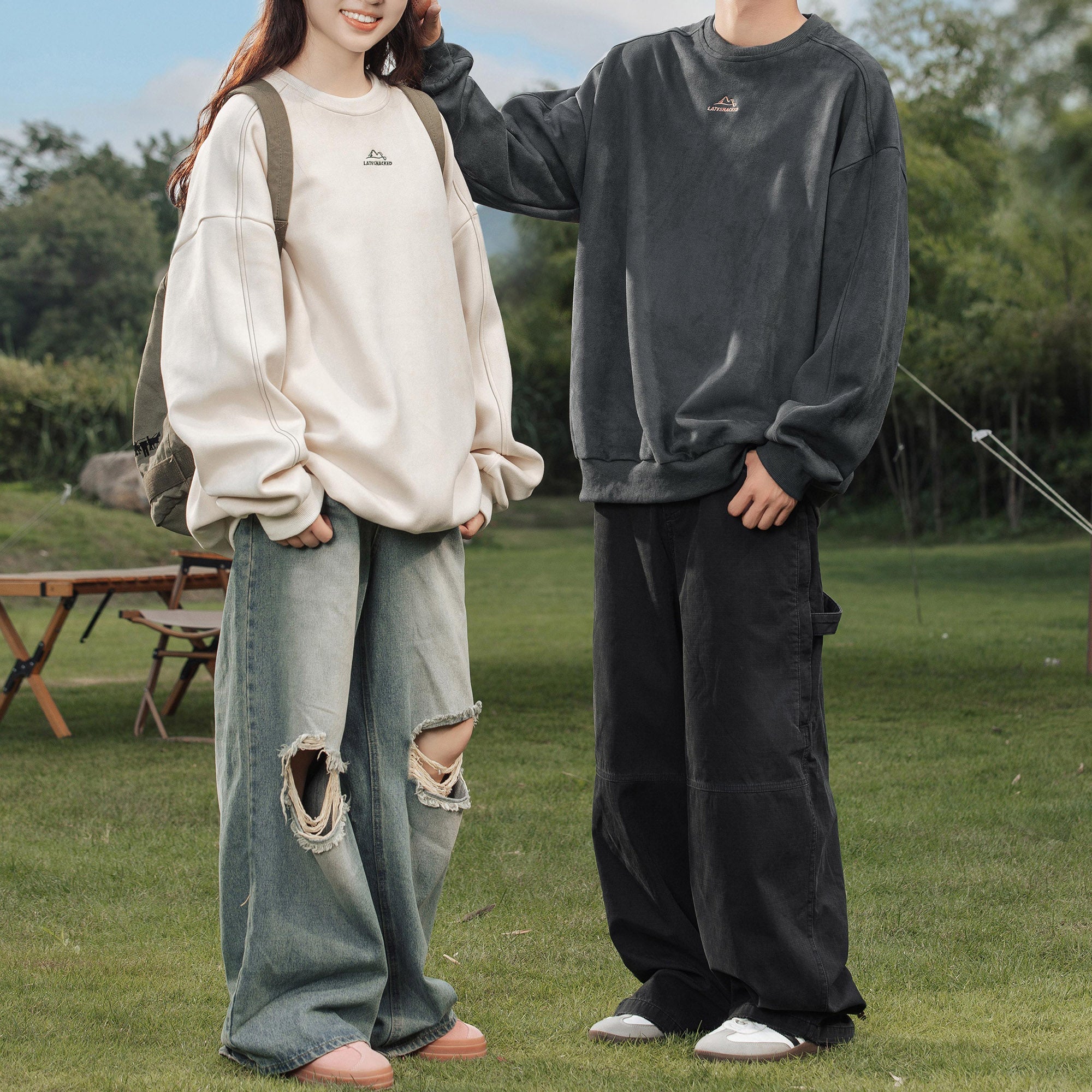 Vintage Mountain Logo Fleece Sweatshirt