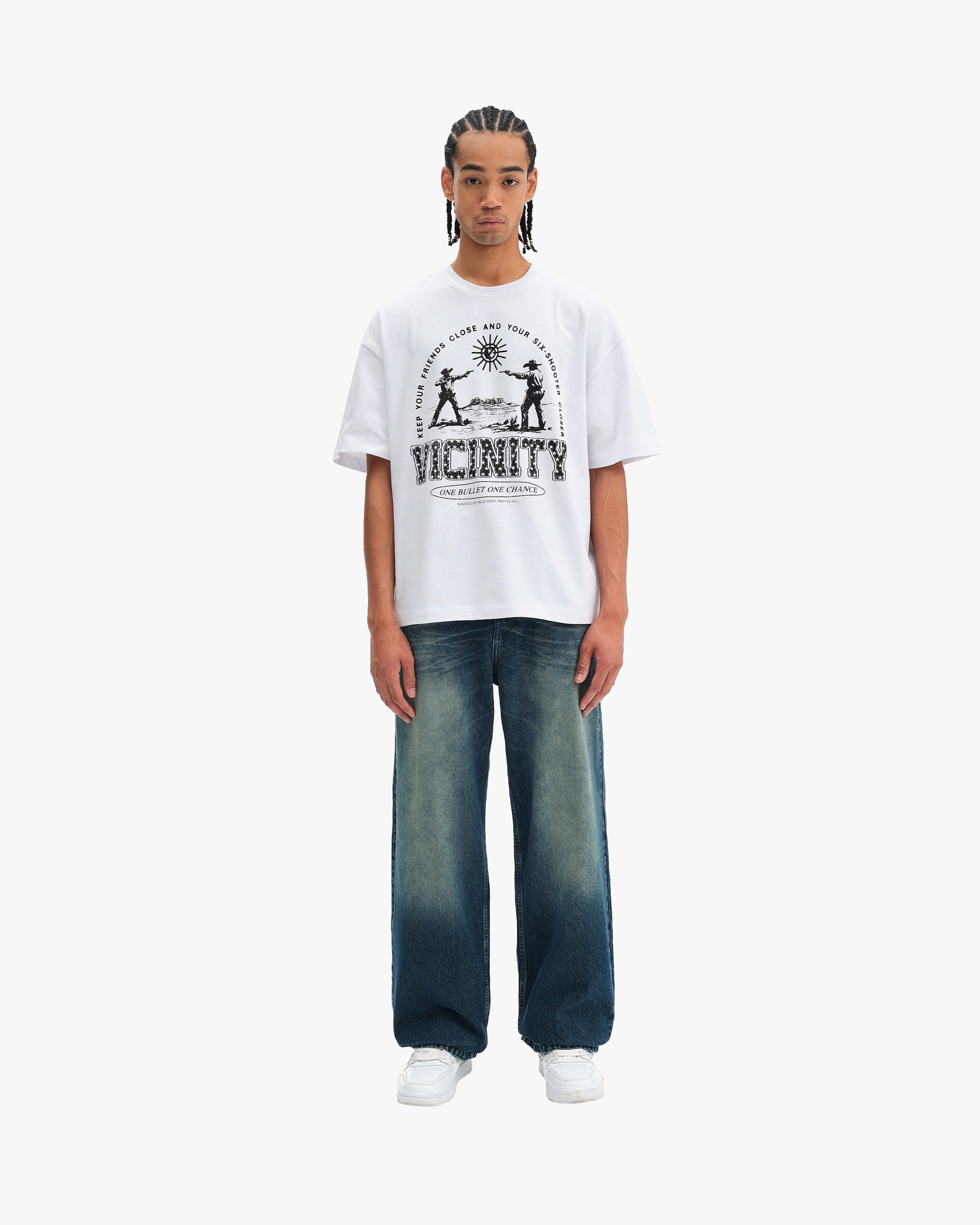 SIX SHOOTER DUEL TEE WHITE