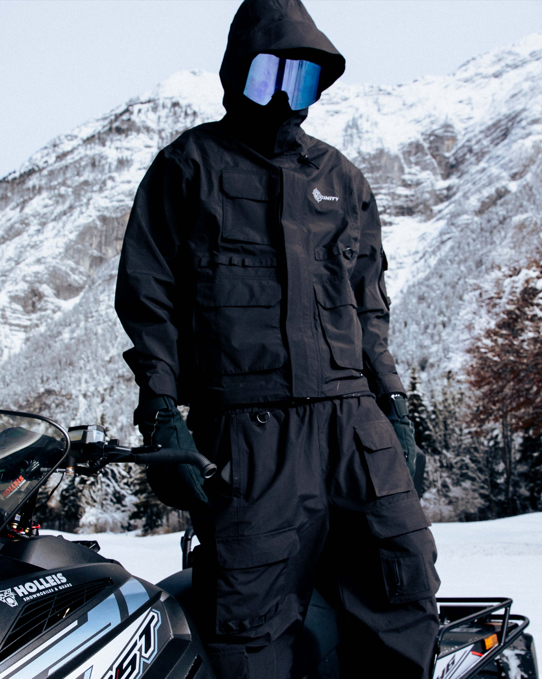 WINDBREAKER BLACK