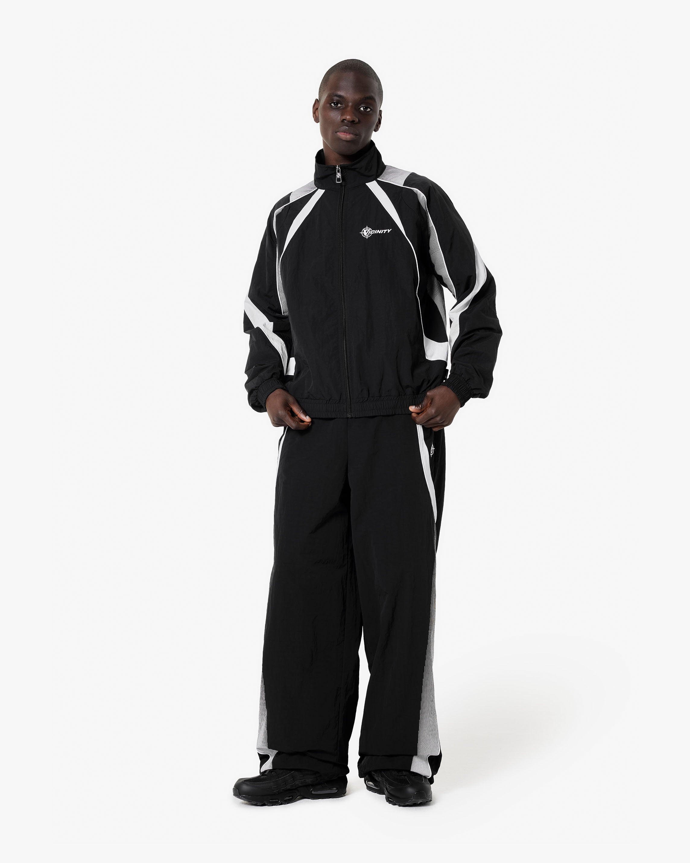 TRACK JACKET V4 BLACK