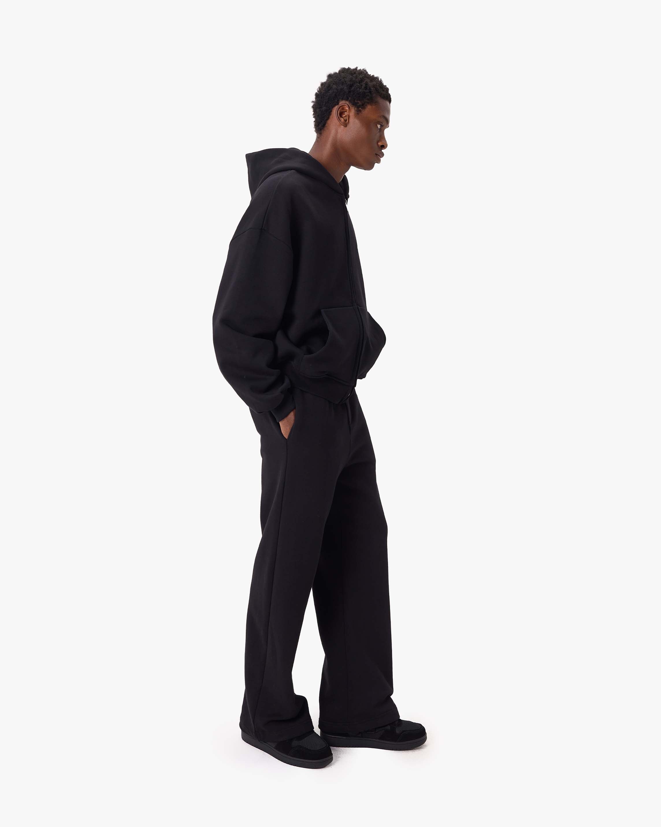 SOFTS ZIP-HOODIE BLACK