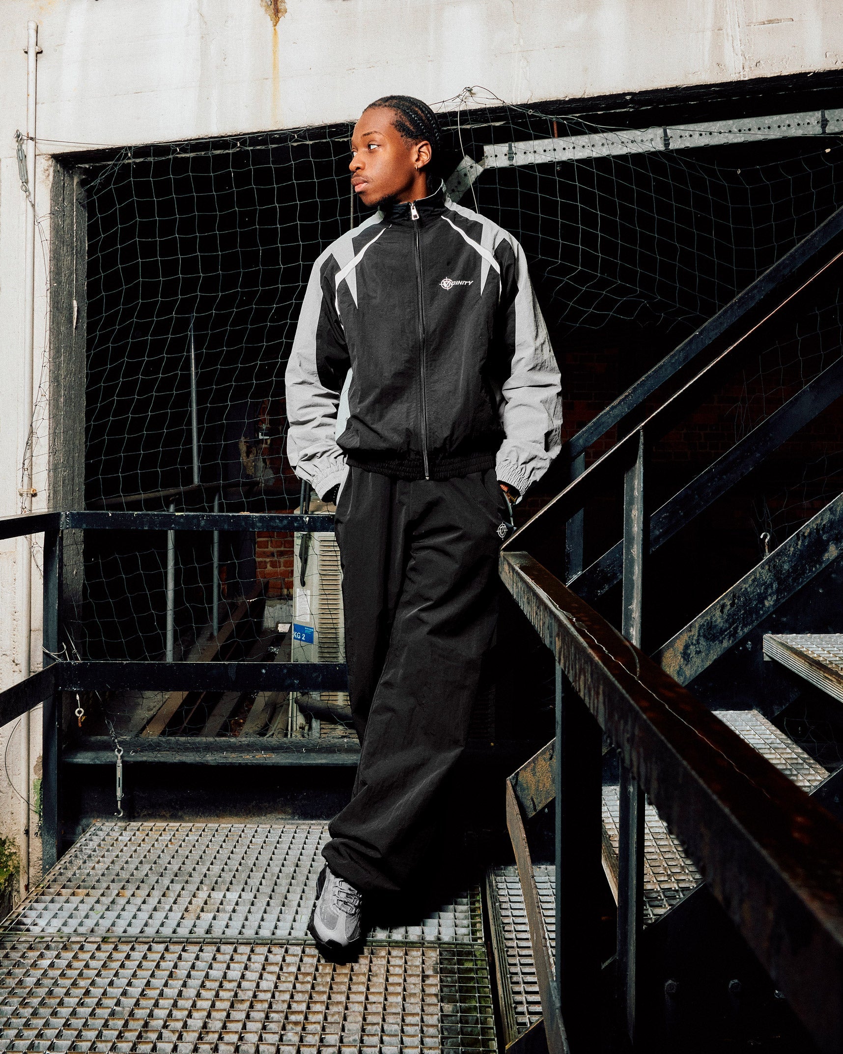 TRACK JACKET V2 BLACK