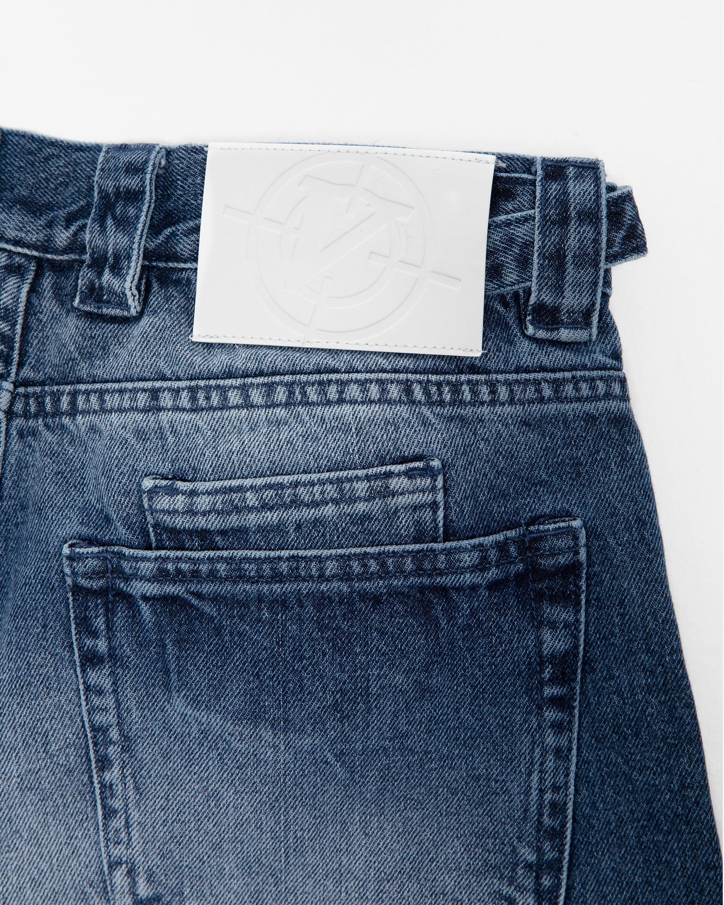 BLUE WASHED DENIM